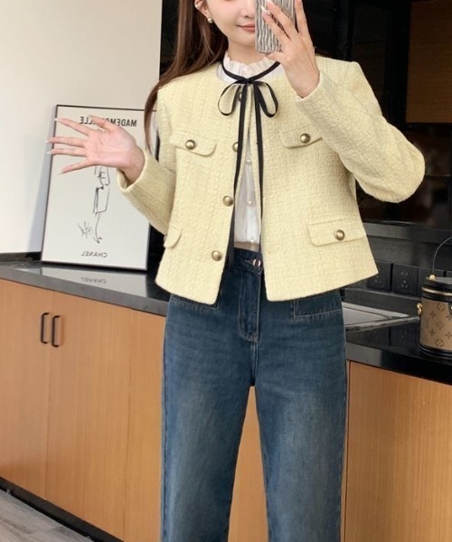 Sibra（シブラ）の「ゴールドボタンツイードノーカラージャケット（ノーカラージャケット・レディース・イエロー・M）」の5枚目の写真