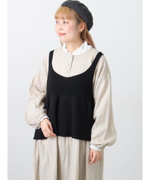 Samansa Mos2（サマンサ モスモス）の「柄アソート前後2WAYニットキャミビスチェ（ベスト・レディース・ブラック/ベージュ/キナリ・F）」の11枚目の写真