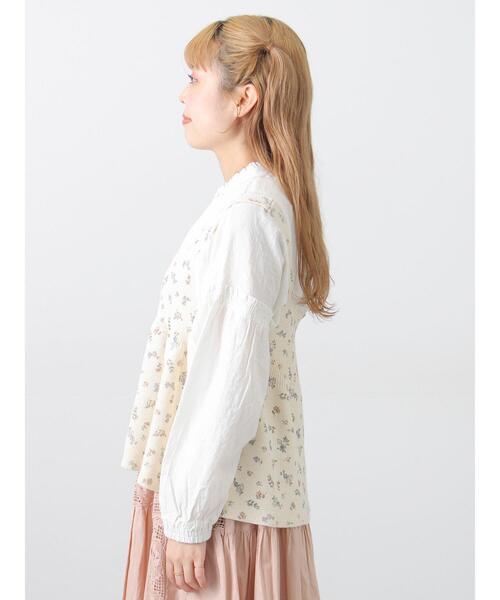 Samansa Mos2（サマンサ モスモス）の「柄アソート前後2WAYニットキャミビスチェ（ベスト・レディース・ブラック/ベージュ/キナリ・F）」の17枚目の写真