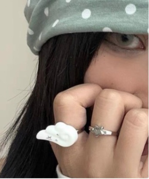 Vini(ヴィニ)の「ウィッシュコアエンジェルウィングモチーフリング(リング・レディース・ホワイト・FREE)」の3枚目の写真