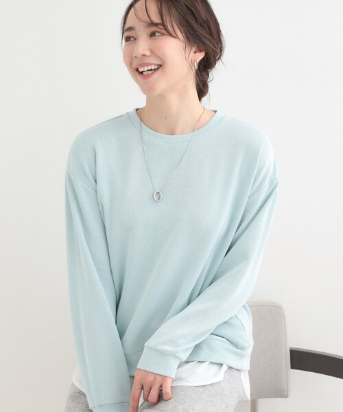 SHOO・LA・RUE(シューラルー)の「【洗濯機可】1枚でサマ見え ラメニットソー レイヤード風トップス(Tシャツ/カットソー・レディース・サックスブルー/グレー系2/ネイビー/ホワイト系5・03/02/01/04)」の4枚目の写真