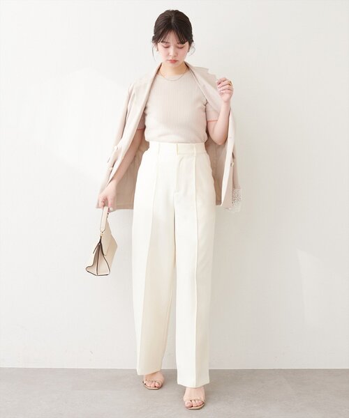 natural couture(ナチュラルクチュール)の「〈osono〉ワイドパンツ(スラックス・レディース・ブラック/オフホワイト/グレー・LARGE/MEDIUM)」の2枚目の写真