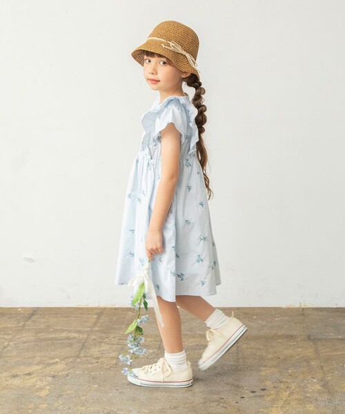 BRANSHES（ブランシェス）の「【おそろい】花刺しゅうワンピース（ワンピース・キッズ・オフホワイト/ブルー・120/90/80/100/130/110/140/150）」の16枚目の写真