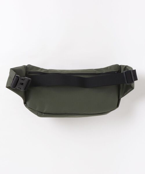 Mammut（マムート）の「エクセロン 2.0 ウエストパック ジャパンエクスクルーシブ ラージ / Xeron 2.0 Waistpack JE Large（ボディバッグ/ウエストポーチ・メンズ・カーキ・5L）」の2枚目の写真