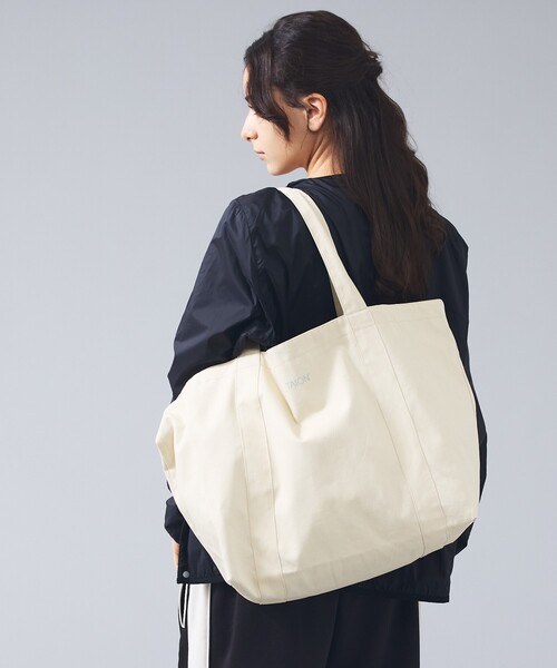 TAION（タイオン）の「【TAION /タイオン】TOTE BAG-L/トートバッグL/リバーシブル【WEB限定】（トートバッグ・レディース・ベージュ/ブラウン/ブラック・フリー）」の3枚目の写真