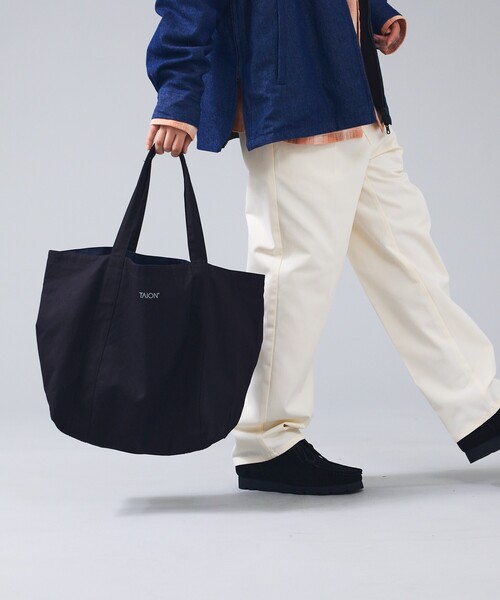 TAION（タイオン）の「【TAION /タイオン】TOTE BAG-L/トートバッグL/リバーシブル【WEB限定】（トートバッグ・レディース・ベージュ/ブラウン/ブラック・フリー）」の8枚目の写真