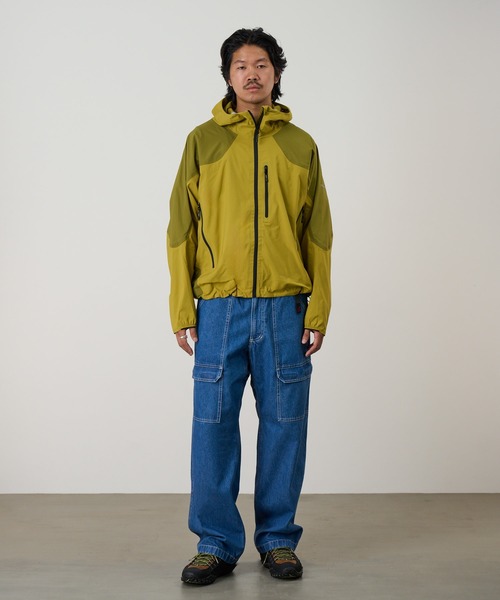 Gramicci（グラミチ）の「DWR HOODED FIELD JACKET / DWRフーデッドフィールドジャケット Gramicci グラミチ（ナイロンジャケット・メンズ・オリーブ/ブラック・XS/S/M/L/XL/XXL）」の9枚目の写真