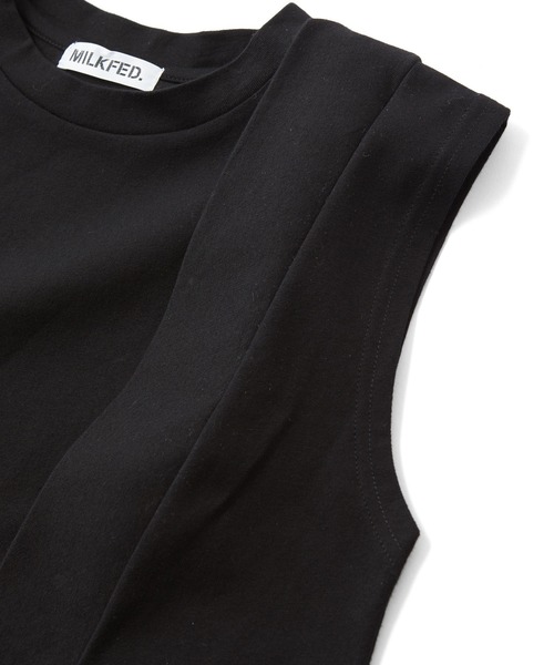MILKFED.(ミルクフェド)の「BOXY SLEEVELESS TOP(Tシャツ/カットソー・レディース・オートミール/ブラウン/ブラック・ONE SIZE)」の22枚目の写真