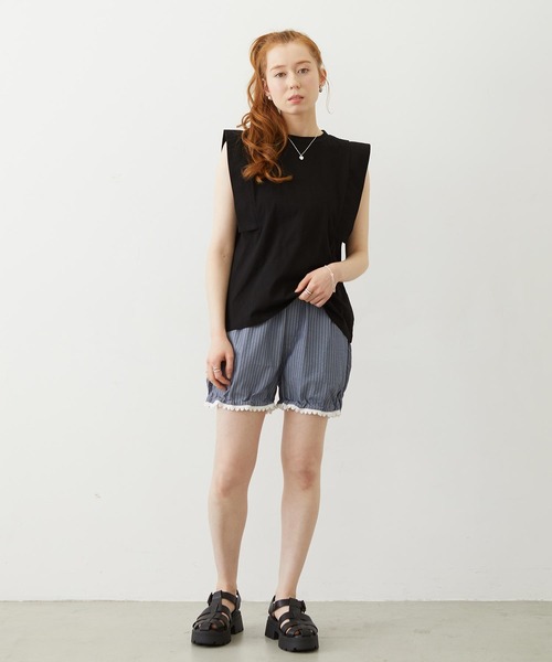 MILKFED.(ミルクフェド)の「BOXY SLEEVELESS TOP(Tシャツ/カットソー・レディース・オートミール/ブラウン/ブラック・ONE SIZE)」の9枚目の写真