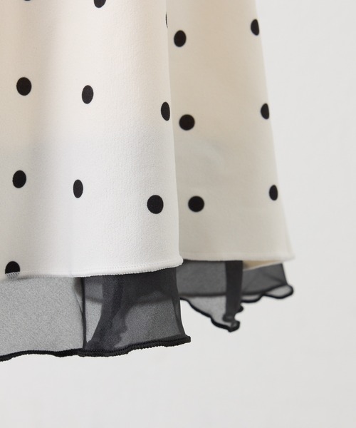 one after another NICE CLAUP(ワンアフターアナザーナイスクラップ)の「swimwear/フリルトップス+ミニスカート(水着・レディース・ドット/レッド/ブラック・FREE)」の5枚目の写真
