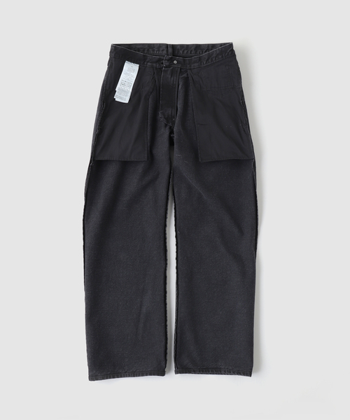 Maison Margiela（メゾンマルジェラ）の「MAISON MARGIELA(メゾン マルジェラ) CONTRAST POKET DENIM パンツ（デニムパンツ・メンズ・ブラック/ブルー・44/42）」の6枚目の写真