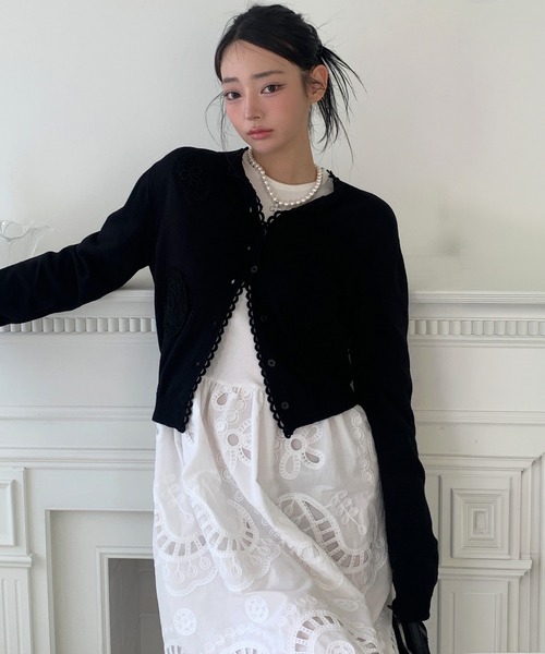 UNE MANSION(ユヌマンション)の「【2026SS新作アイテム】【UNE ORIGINAL HAND MADE】リブフラワーレースロングワンピース(ワンピース・レディース・ブラック/アイボリー・FREE)」の21枚目の写真