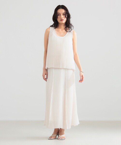 Demi-Luxe BEAMS(デミルクス ビームス)の「【8/6値下げ】イレギュラープリーツ スカート(スカート・レディース・オフホワイト/ネイビー・38/36)」の3枚目の写真