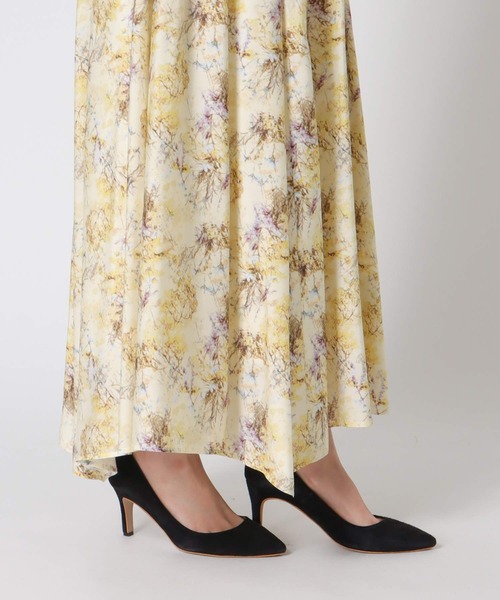 Jines（ジネス）の「フラワープリントヘムスカート（スカート・レディース・ブルー/イエロー・38）」の16枚目の写真