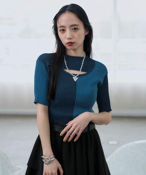 HARE（ハレ）の「マルチカラータイトニットトップス(HARE)（ニット/セーター・レディース・ブルー/イエロー・FREE）」の9枚目の写真