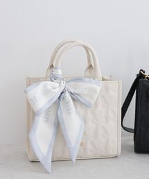 Maison de FLEUR | スカーフ付きリボンキルティング2Wayスクエアトート(ハンドバッグ)