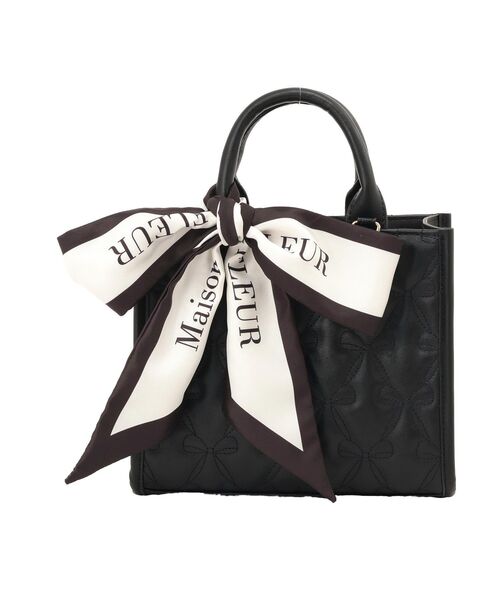Maison de FLEUR(メゾンドフルール)の「スカーフ付きリボンキルティング2Wayスクエアトート(ハンドバッグ・レディース・ブラック/アイボリー/ピンク・FREE)」の21枚目の写真
