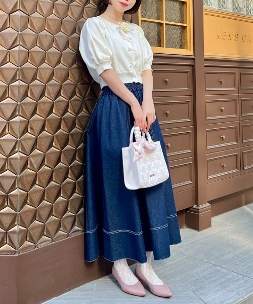 Maison de FLEUR(メゾンドフルール)の「スカーフ付きリボンキルティング2Wayスクエアトート(ハンドバッグ・レディース・ブラック/アイボリー/ピンク・FREE)」の10枚目の写真
