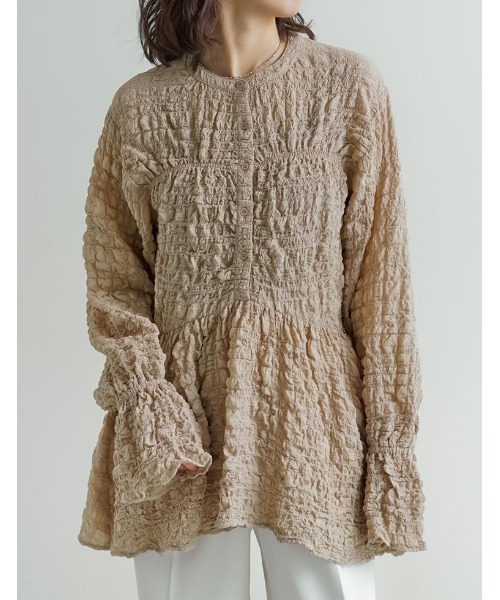 Re:EDIT(リエディ)の「ジャガードシャーリングブラウス(シャツ/ブラウス・レディース・アイボリー/ブラック/ベージュ/ブルー・LARGE/MEDIUM)」の12枚目の写真