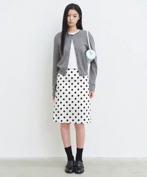 MUSINSA STANDARD WOMAN（ムシンサスタンダードウーマン）の「ウィメンズポルカドットニーレングススカート[クリーム]（スカート・レディース・その他・X-SMALL/SMALL/MEDIUM/LARGE）」の3枚目の写真