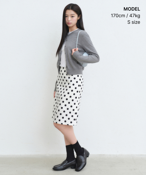 MUSINSA STANDARD WOMAN（ムシンサスタンダードウーマン）の「ウィメンズポルカドットニーレングススカート[クリーム]（スカート・レディース・その他・X-SMALL/SMALL/MEDIUM/LARGE）」の4枚目の写真