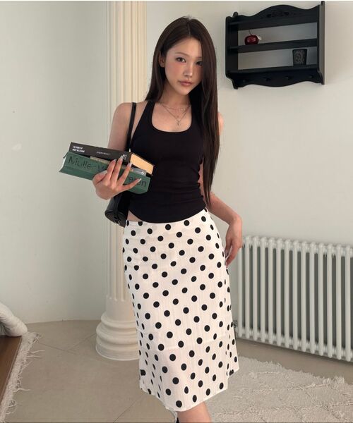 MUSINSA STANDARD WOMAN（ムシンサスタンダードウーマン）の「ウィメンズポルカドットニーレングススカート[クリーム]（スカート・レディース・その他・X-SMALL/SMALL/MEDIUM/LARGE）」の9枚目の写真