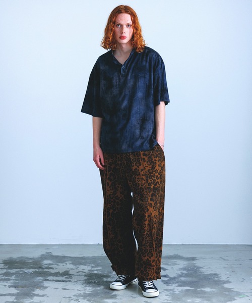 Revo.（レボ）の「Revo. アニマル レオパードパターン 2way ワイドパンツ（その他パンツ・メンズ・ホワイト/オリーブ/ブラウン・1/2）」の9枚目の写真