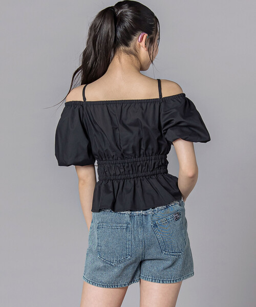 ZIDDY（ジディ）の「2WAYオフショルダーシャーリングトップスブラウス(130~160cm)（シャツ/ブラウス・キッズ・ブラック/ブラック系その他・FREE/140cm/130cm/150cm）」の13枚目の写真