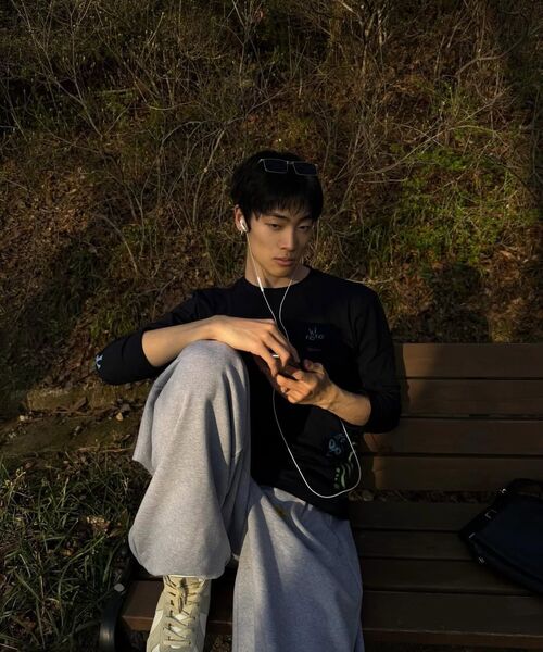 ERA(エラ)の「UNISEX ERA WIDE JOGGER SWEATPANTS - MELANGE GRAY(スウェットパンツ・レディース・グレー・LARGE/MEDIUM/SMALL)」の13枚目の写真