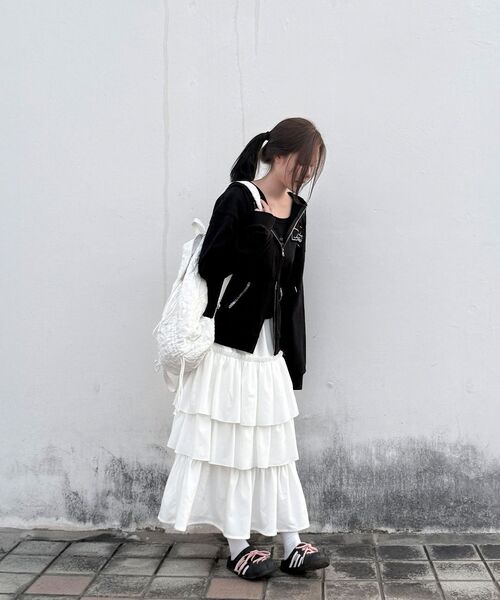 ALKI ALKA(アルキアルカ)の「Tiered Maxi Skirt (Ivory)(スカート・レディース・アイボリー・FREE)」の4枚目の写真