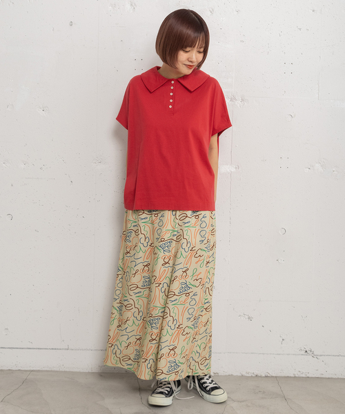 POU DOU DOU（プードゥドゥ）の「並びボタン衿つきトップス（Tシャツ/カットソー・レディース・オフホワイト/ブラウン/レッド/ネイビー・3）」の6枚目の写真