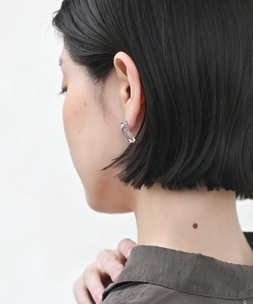 HARIO Lampwork Factory(ハリオランプワークファクトリー)の「ピアス アイスドロップ(ピアス(両耳用)・レディース・クリア・FREE)」の7枚目の写真
