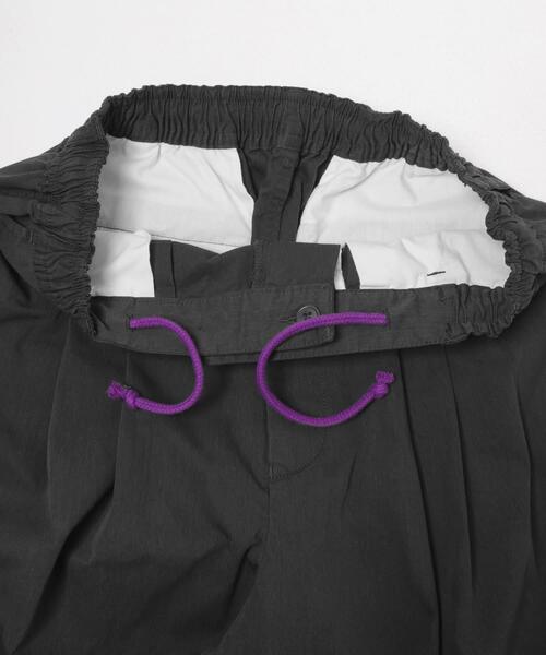 FORK&SPOON（フォークアンドスプーン）の「FORK&SPOON　クリンクルワイドショーツ（その他パンツ・メンズ・ベージュ/ブラック・4/5）」の4枚目の写真