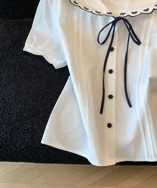 LUCPY(ラクピー)の「リボン刺繍セーラーカラーブラウス(シャツ/ブラウス・レディース・ホワイト・LARGE/MEDIUM/SMALL)」の5枚目の写真