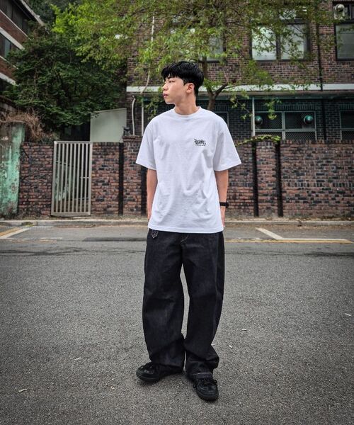 TI.GLAKE（ティーグレイク）の「ロウリーフ オーバーサイズ 半袖Tシャツ ホワイト（Tシャツ/カットソー・メンズ・その他・LARGE/X-LARGE/XX-LARGE）」の4枚目の写真