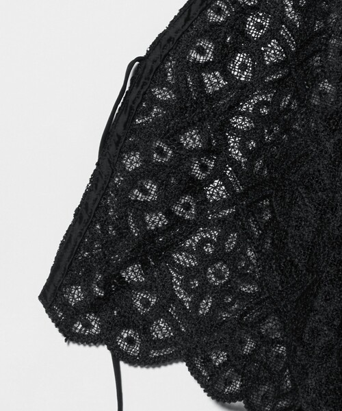BEAUTY&YOUTH UNITED ARROWS（ビューティーアンドユースユナイテッドアローズ）の「コードレース ショートベスト（ベスト・レディース・オフホワイト/ブラック・FREE）」の8枚目の写真