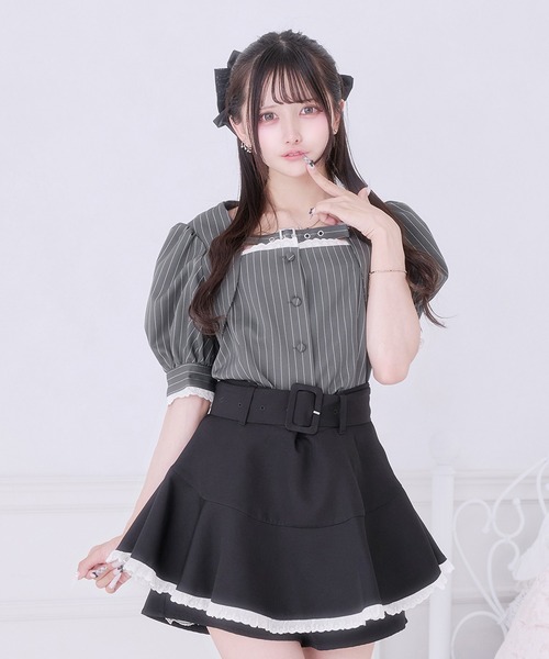 Pal elfy(パルエルフィー)の「ベルト付きストライプパフスリーブブラウス(シャツ/ブラウス・レディース・ブラック系その他/グレー・フリー)」の1枚目の写真