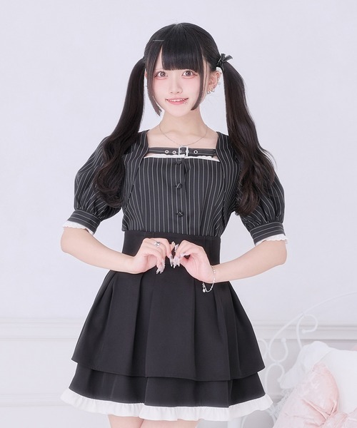 Pal elfy(パルエルフィー)の「ベルト付きストライプパフスリーブブラウス(シャツ/ブラウス・レディース・ブラック系その他/グレー・フリー)」の5枚目の写真
