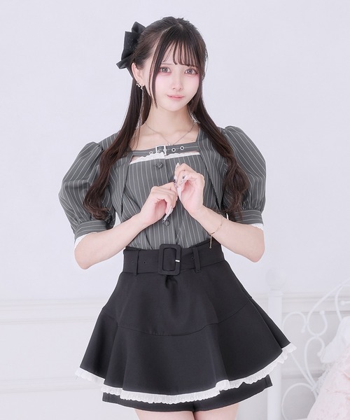 Pal elfy(パルエルフィー)の「ベルト付きストライプパフスリーブブラウス(シャツ/ブラウス・レディース・ブラック系その他/グレー・フリー)」の11枚目の写真