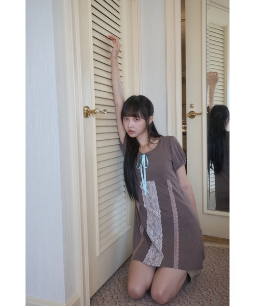 Smyeon(スミョン)の「Lace detail t-shirt dress/レース付きカットワンピース(ワンピース・レディース・グレー/ブラウン・FREE)」の16枚目の写真