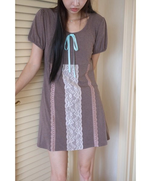 Smyeon(スミョン)の「Lace detail t-shirt dress/レース付きカットワンピース(ワンピース・レディース・グレー/ブラウン・FREE)」の14枚目の写真