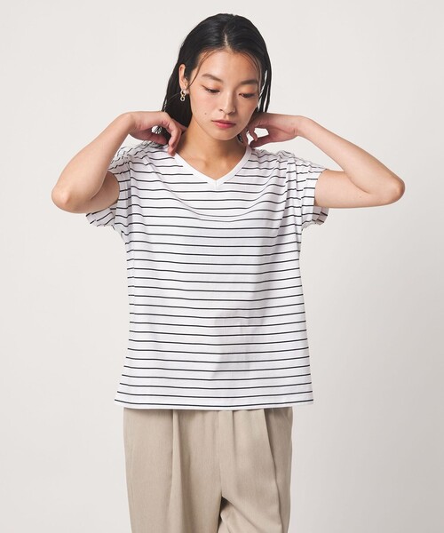 A DAY IN THE LIFE UNITED ARROWS(アデイインザライフユナイテッドアローズ)の「テンジク Vネック Tシャツ <A DAY IN THE LIFE>(Tシャツ/カットソー・レディース・オフホワイト/コバルトブルー/ダークグレー/その他1・FREE)」の9枚目の写真