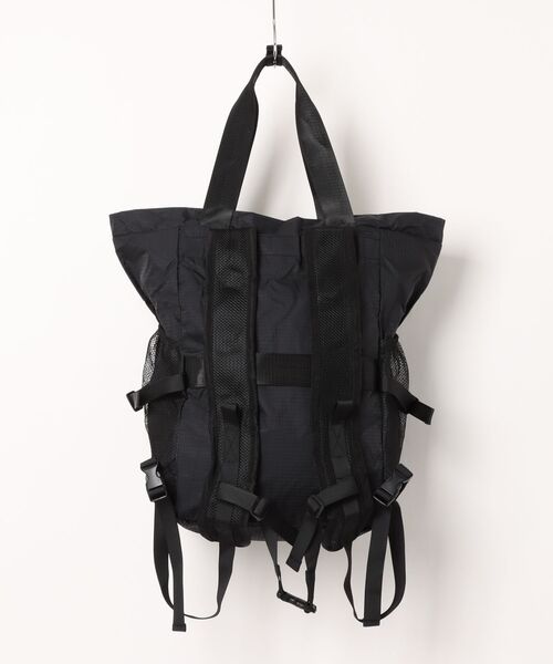 ace.(エース)の「エース パッカル 折りたたみリュック パッカブル 23L 32342(ショルダーバッグ・レディース・グレー/ブルー/ブラック・FREE)」の4枚目の写真