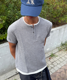 DNSR（ディーエヌエスアール）の「レイヤードヘンリーネックワッフルTシャツグレー/ホワイト（Tシャツ/カットソー）」