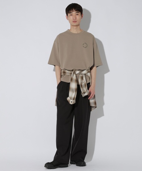 LAKOLE(ラコレ)の「BフラワーサークルロゴT / 672894(Tシャツ/カットソー・メンズ・ピンク/サンドグレー/ホワイト/グリーン・LARGE/MEDIUM)」の14枚目の写真