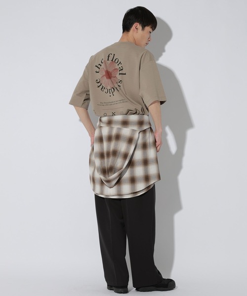 LAKOLE(ラコレ)の「BフラワーサークルロゴT / 672894(Tシャツ/カットソー・メンズ・ピンク/サンドグレー/ホワイト/グリーン・LARGE/MEDIUM)」の17枚目の写真
