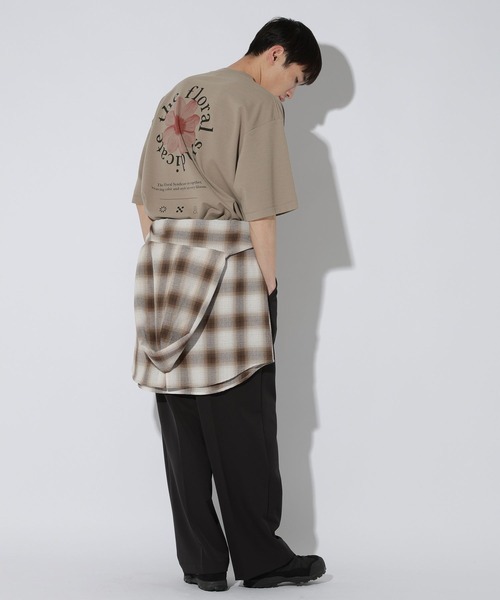 LAKOLE(ラコレ)の「BフラワーサークルロゴT / 672894(Tシャツ/カットソー・メンズ・ピンク/サンドグレー/ホワイト/グリーン・LARGE/MEDIUM)」の18枚目の写真