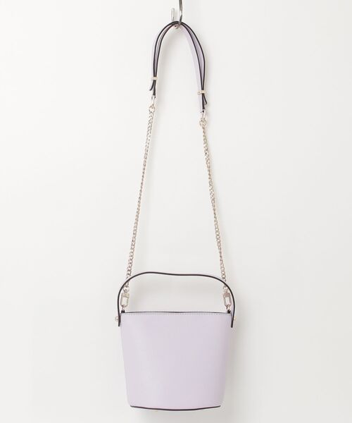 PATSIE Bucket Bag | GUESS(ゲス) JAPAN 公式オンラインストア | GUESS