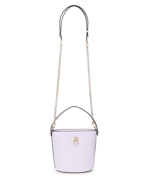 PATSIE Bucket Bag ショルダーバッグ | GUESS(ゲス) JAPAN 公式