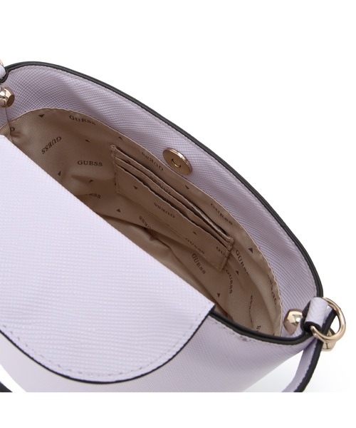 PATSIE Bucket Bag ショルダーバッグ | GUESS(ゲス) JAPAN 公式